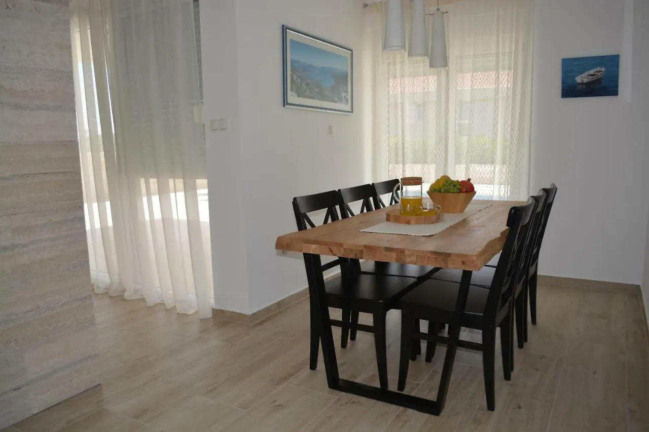 Villa Antea - Modern House With Pool Pag Town Kroatien