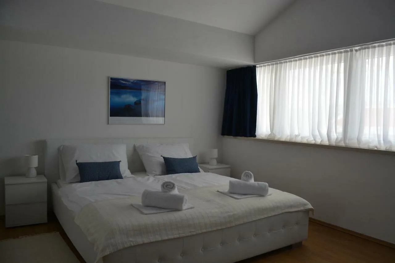 Villa Antea - Modern House With Pool Pag Town