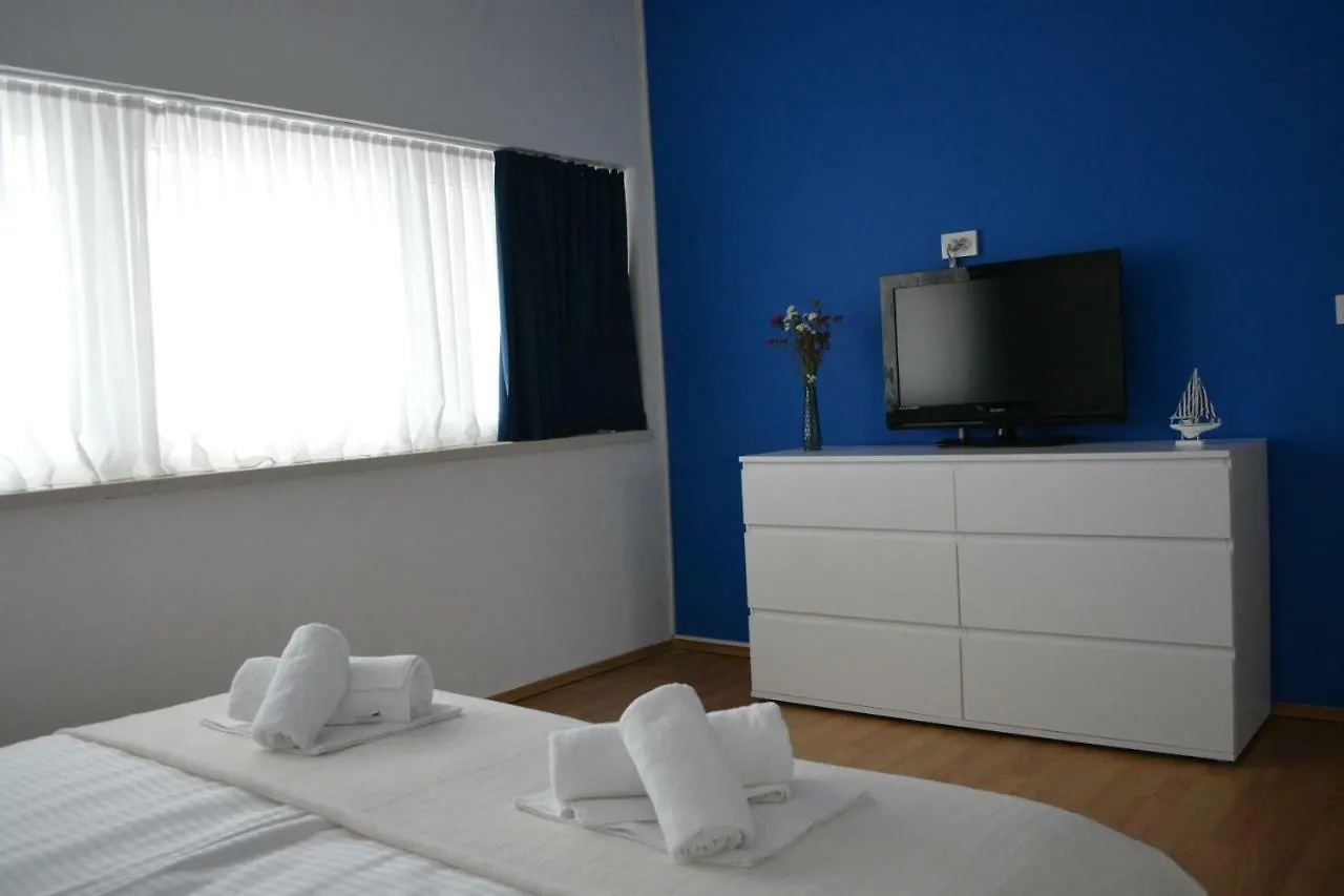 Villa Antea - Modern House With Pool Pag Town