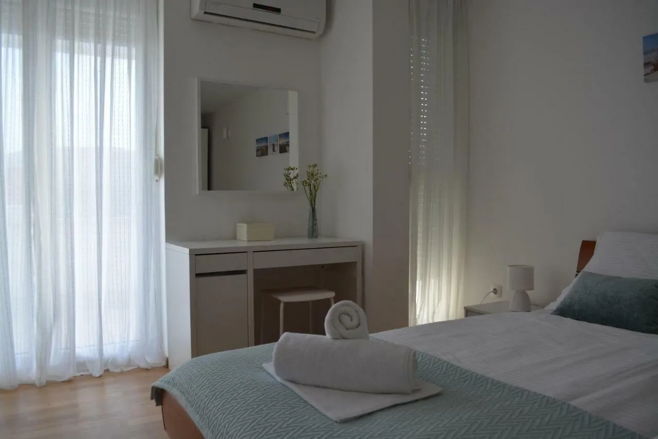 Villa Antea - Modern House With Pool Pag Town
